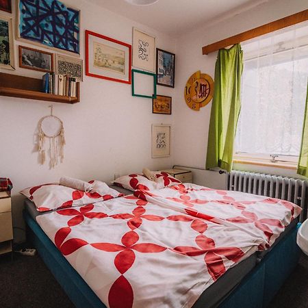 Hostel Klondike Pec pod Snezkou Esterno foto