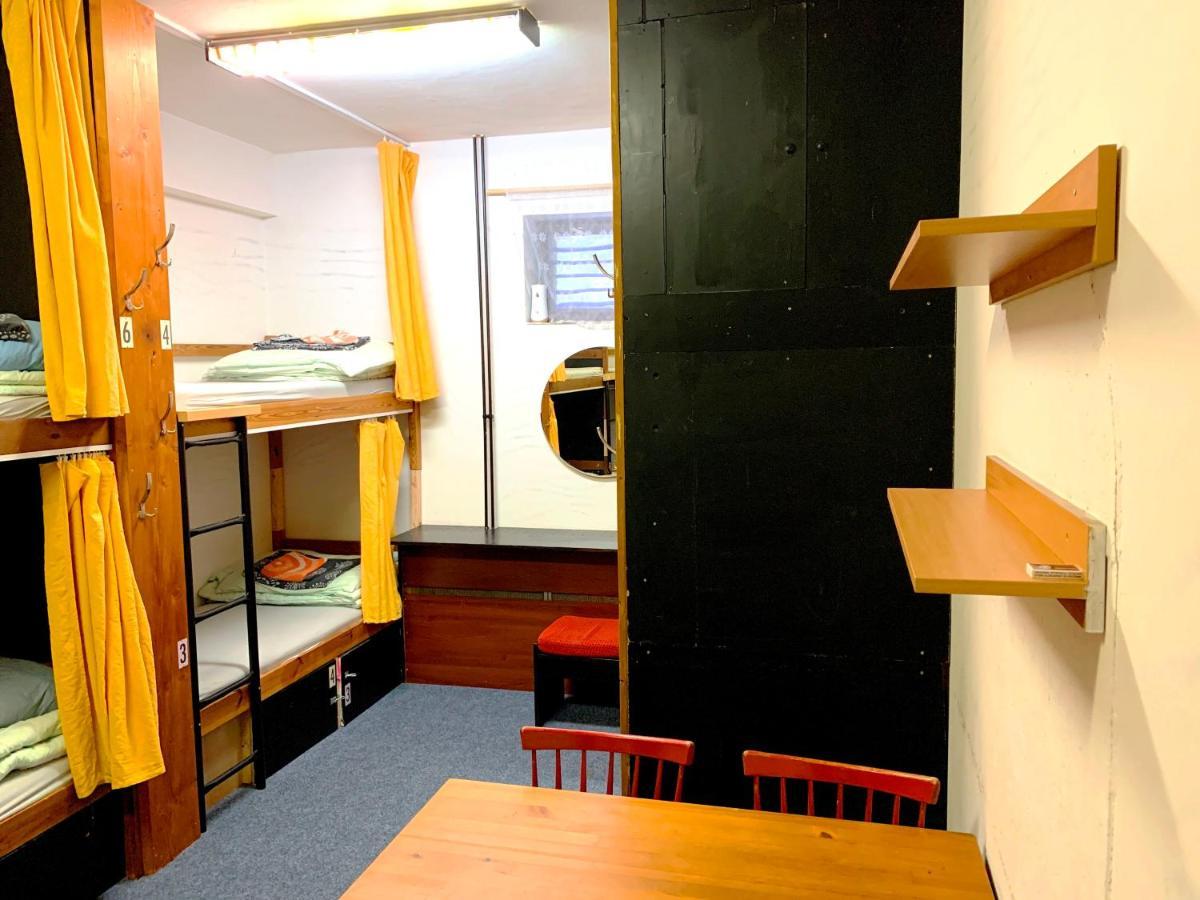 Hostel Klondike Pec pod Snezkou Esterno foto