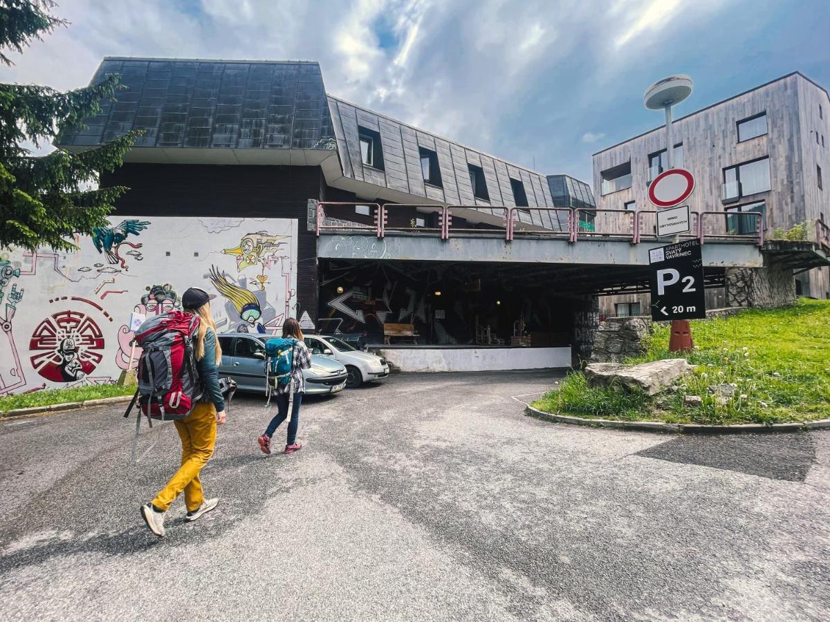 Hostel Klondike Pec pod Snezkou Esterno foto