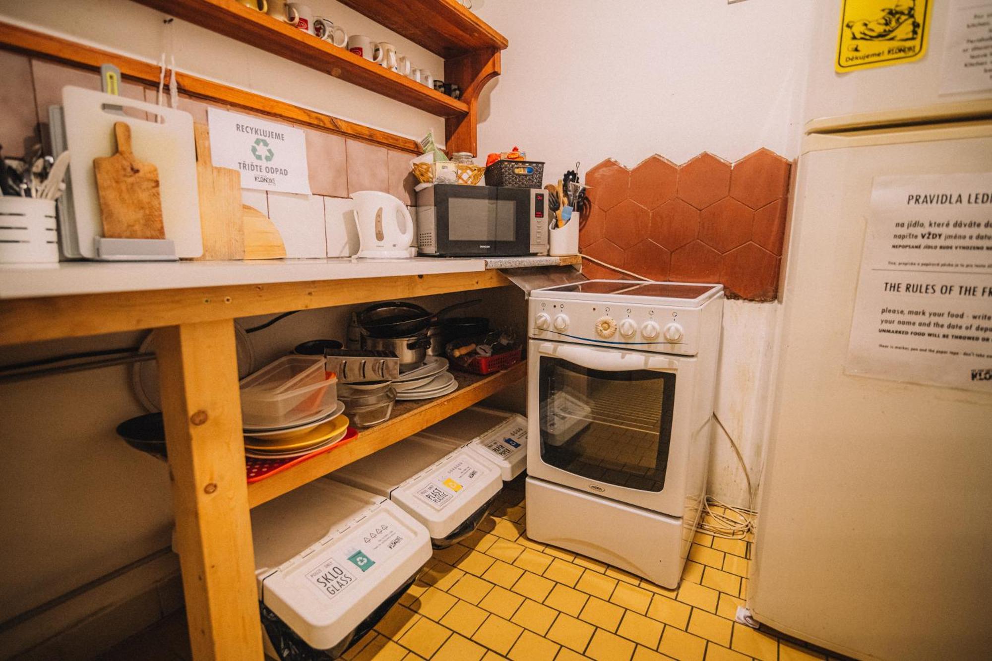 Hostel Klondike Pec pod Snezkou Esterno foto